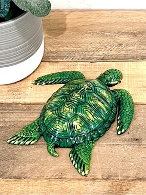 Cape Shore CIT Green Glazed Ceramic Sea Turtle 3D Wall Plaque 7.5x7